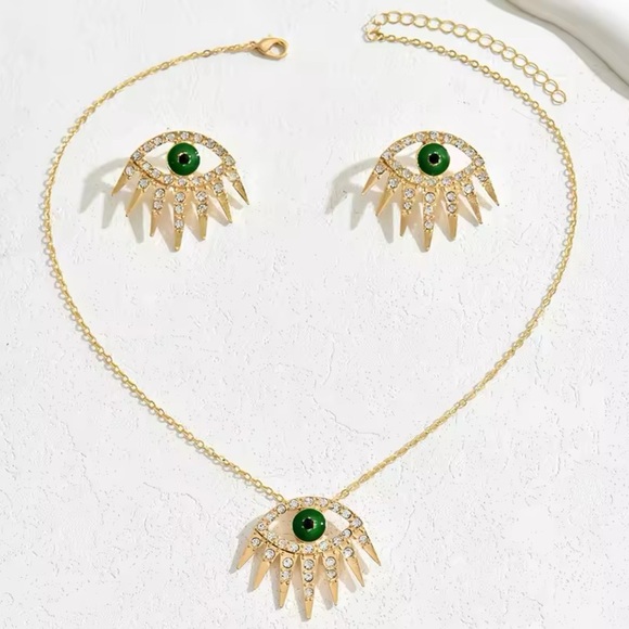 Zara Green Eyes Gold Earrings&Necklace Set - Picture 1 of 3